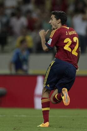 (130628) -- FORTALEZA, June 28, 2013 (Xinhua) -- Spain s Jesus Navas celebrates after scoring during the FIFA s Confederations Cup Brazil 2013 semifinal match against Italy held at Castelao Stadium in Fortaleza, Brazil, on June 27, 2013. Spain won 7-6 in a penalty shoot-out. (Xinhua Guillermo Arias) (itm) (SP)BRAZIL-FORTALEZA-CONFEDERATIONS-SPAIN VS ITALY 