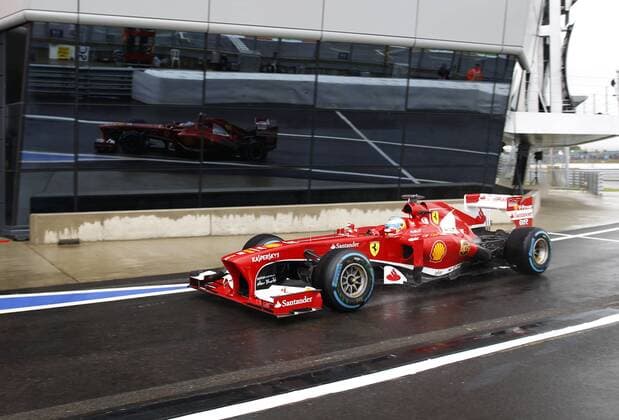 Motorsports: FIA Formula One World Championship 2013, Grand Prix of Great Britain, 3 Fernando Alonso (ESP, Scuderia Ferrari), xHOCHxZWEIx