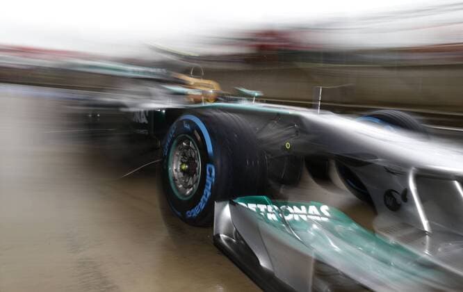 Motorsports: FIA Formula One World Championship 2013, Grand Prix of Great Britain, 10 Lewis Hamilton (GBR, Mercedes AMG Petronas F1 Team), xHOCHxZWEIx