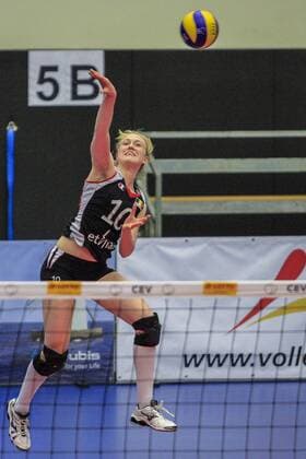 Deutschland, Hamburg, CU Arena, Volleyball , Frauen Nationalmannschaft , European League, Belgien (B) - Serbien (SRB), Lise van Hecke(B) bei der Angabe
