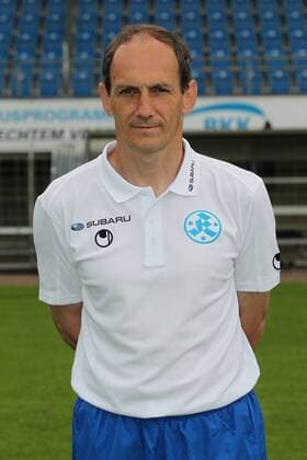 Fußball, Trainerhistorie, Stuttgarter Kickers Co-Trainer Jürgen Hartmann (Kickers). Fototermin Stuttgarter Kickers 2013-2014 . Stuttgart, GER, 27.06.2013 ,3. Liga 2013 2014.