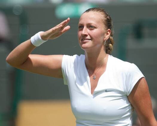 PROPAGANDA20130629 Tennis: Wimbledon Championship 2013, Petra Kvitova (CZE) during the Ladies Singles 3rd Round match on day six of the Wimbledon Lawn Tennis Championships at the All England Lawn Tennis and Croquet Club. (Hinweis: Verwendung nur in Deutschland, Österreich oder Schweiz - only Germany, Austria and Switzerland) xHOCHxZWEIx xPropagandax 