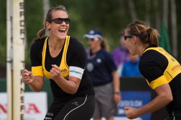 FIVB Beach Volleyball Weltmeisterschaft, Main Draw Vorrunde 01.07.13, Lake Szelag, Stare Jablonki Jubel Victoria Bieneck (GER) und Julia Großner (GER)