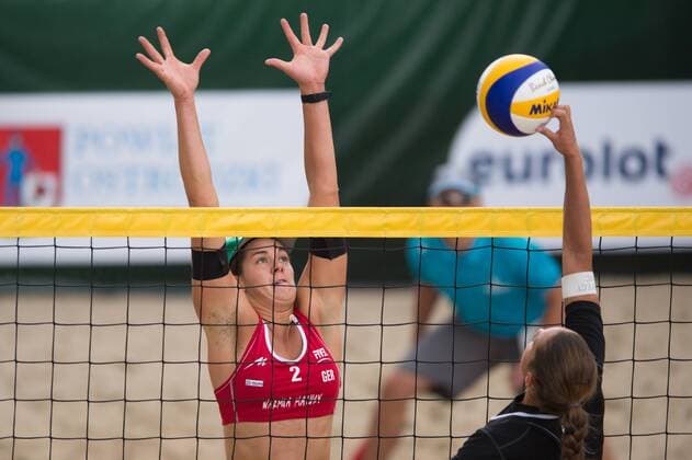 FIVB Beach Volleyball Weltmeisterschaft, Main Draw Vorrunde 01.07.13, Lake Szelag, Stare Jablonki Block Kira Walkenhorst (GER)