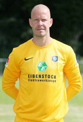Aue, 02.07.2013, Erzgebirgsstadion, Fußball, 2.Bundesliga , FC Erzgebirge Aue, Mannschaftspräsentation für die Saison 2013 2014. , Porträt; Portrait. , Im Bild; Torhüter Sascha Kirschstein.