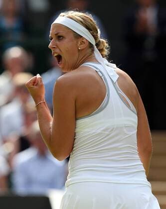 Wimbledon Championships 2013, AELTC,London, ITF Grand Slam Tennis Tournament, Damen Halbfinale, Sabine Lisicki GER) macht die Faust und jubelt,Jubel,Emotion, Einzelbild,Halbkoerper,Hochformat,