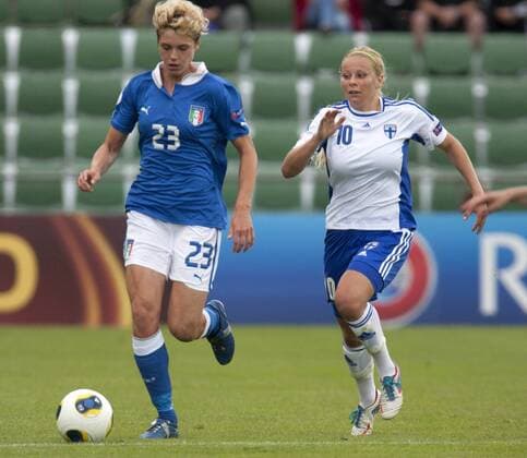 Sweden 20130710 Halmstad Örjans vall UEFA Women s EURO 2013 Italy vs Finland Cecilia Salvai Italy Emmi Alanen Finland KP0500001 
