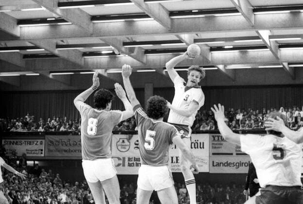 Frisch Auf Göppingen - VfL Gummersbach - Erhard Wunderlich (Gummersbach)