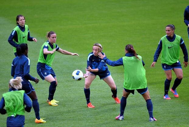 Sandrine Soubeyrand FOOTBALL : Training Frankreich - 14 07 2013 AnthonyBIBARD FEP Panoramic 