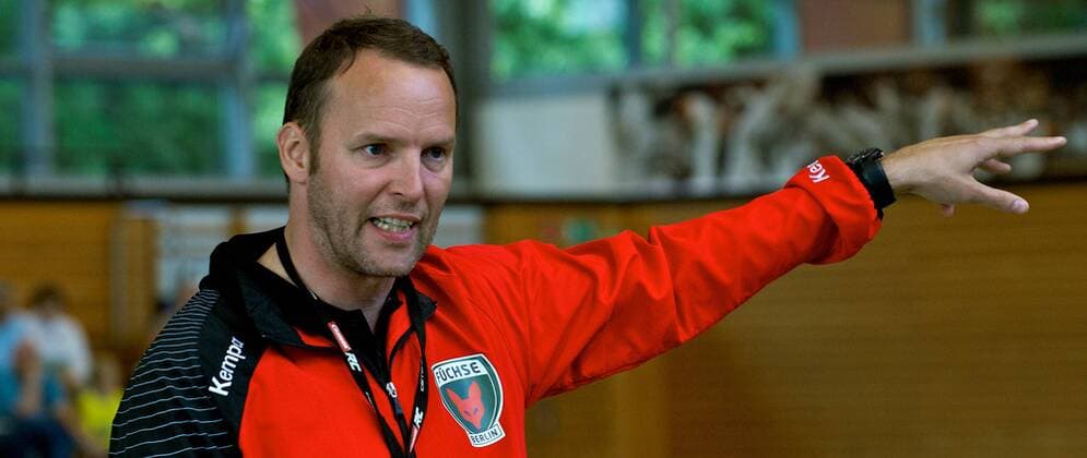 HBL Handball Bundesliga 11.07.2013 Füchse Berlin Training Dagur SIGURDSSON Trainer Füchse