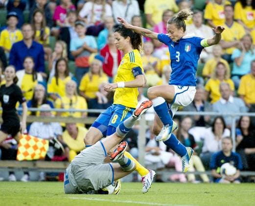 Sweden Halmstad 2013 07 16 UEFA Womens Euro 2013 Sweden(SWE) vs Italy(ITA) Lotta Schelin(SWE)Chiara Marchitellui(ITA)Roberta D Adda(ITA) KP0300 