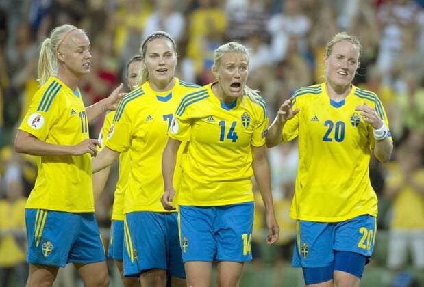 Sweden Halmstad 2013 07 16 UEFA Womens Euro 2013 Sweden(SWE) vs Italy(ITA) Josefine Öqvist(SWE)3-0 KP0300 