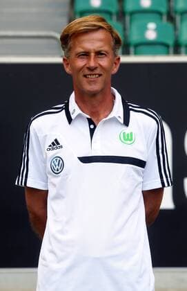 Andries Jonker Assistenztrainer Portrait Porträt Porträt Einzelbild VfL Wolfsburg Bundesliga 18.07.2013 Fußball Fussball Volkswagen Arena Wolfsburg Herren DFL Saison 2013 2014