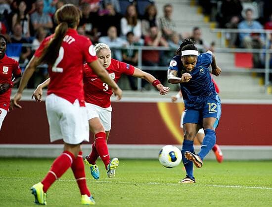 Linkoping 2013 07 18 UEFA Womens Euro 2013 France(FRA) vs England(ENG) Elodie Thomis (FRA) KP0300 