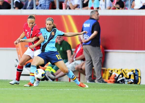 22.07.2013, Kalmar - UEFA Women s EURO 2013 - Norway vs Sweden - Toril Hetland Akerhaugen Alexia Putellas - 
