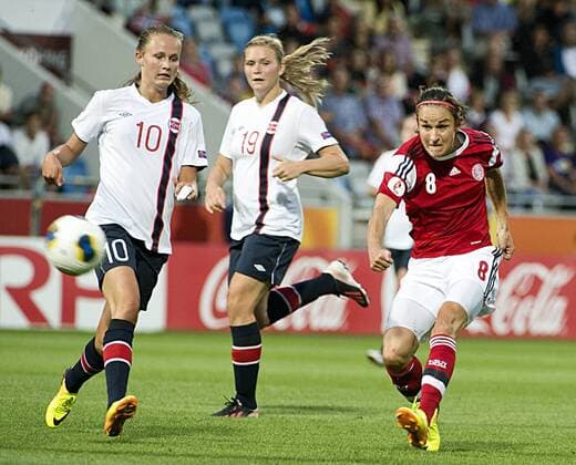Norrköping 2013 07 25 - UEFA Womens Euro 2013 - Norway (NOR) vs Denmark (DEN) -- Julie Rydahl Bukh (DEN) KP0300 