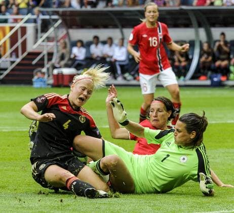 Stockholm 2013 07 28 Football UEFA Championship Womans final Norway vs Germany Leonie Maier GER 4, Ingvild Stensland NOR4 and GER GK Nadine Angerer- Picture shows - KPkod 08002 