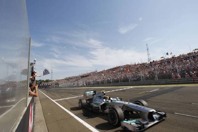Motorsports: FIA Formula One World Championship 2013, Grand Prix of Hungary, 10 Lewis Hamilton (GBR, Mercedes AMG Petronas F1 Team), xHOCHxZWEIx