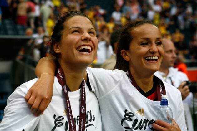 28.07.2013, xfsx, Fussball EM 2013 Finale, Deutschland - Norwegen, v.l. Dzsenifer Marozsan (Deutschland), Fatmire Lira Bajramaj (Deutschland)