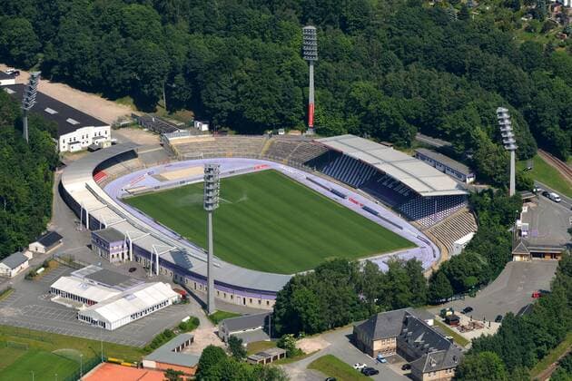 Fußball, Stadiongeschichte FC Erzgebirge Aue FC Erzgebirge Aue --- Fussball --- 2. Bundesliga Luftbild Sparkassen - Erzgebirgsstadion in Aue