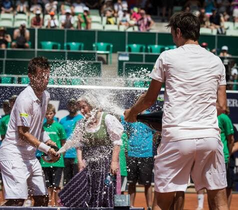03.08.2013, Sportpark, Kitzbühel, AUT, ATP Tennis Herren World Tour, bet at home Cup 2013, Finale Doppel, im Bild v.l. Martin Emmerich (GER) , Christopher Kas (GER) jubeln über ihren Sieg - EP_gro