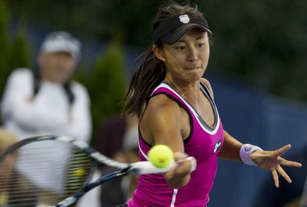 TORONTO, Aug. 5, 2013 - Carol Zhao of Canada during the first round of women s singles at the 2013 Rogers Cup in Toronto, Canada, Aug. 5, 2013. Carol Zhao lost the match 0-2. (Xinhua Zou Zheng) (SP)CANADA-TORONTO-TENNIS-WTA-ROGERS CUP 