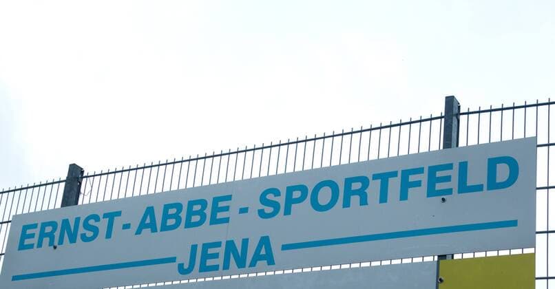 Schriftzug Ernst Abbe Sportfeld in Jena - Deutschland, Fußball, Mann, Männer,04.08.2013