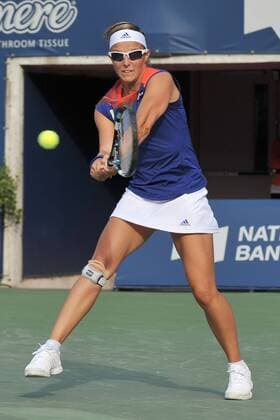 Aug. 6, 2013 - Toronto, Ontario, Canada - Toronto, Ontario, Canada, August 6, 2013. Kirsten Flipkens (BEL) in action in first round action during the WTA Tennis Damen Rogers Cup at Rexall Centre in Toronto, Ontario, Canada on August 6th. AUG 6 - ZUMAc04