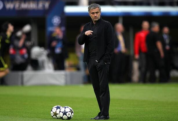 Mittwoch 24.04.2013, Fussball UEFA Champions League Saison 12 13 Halbfinale hinspiel in Dortmund, BV Borussia Dortmund - Real Madrid CF, Trainer Jose Mourinho (Real Madrid) DeFodi001