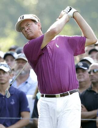 Davis Love III hits his tee shot on the 11th hole in the first round of the PGA Golf Herren Championship at Oak Hill Country Club in Rochester, New York on August 8, 2013.  NYP20130808123