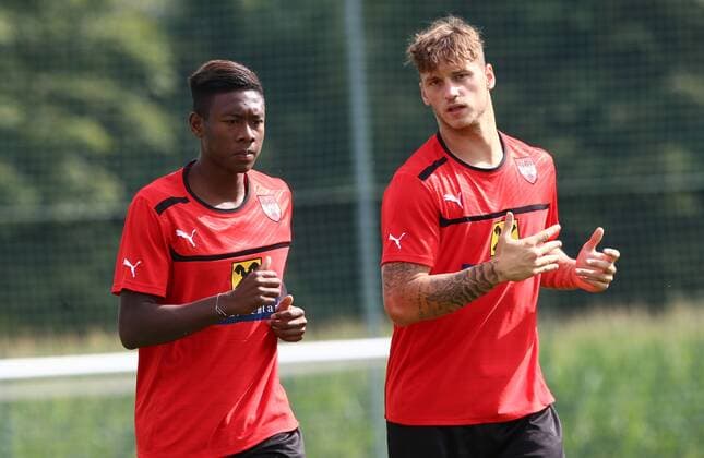 FUSSBALL - AUT vs GRE, Testspiel, Vorberichte, Training SALZBURG,AUSTRIA,12.AUG.13 - FUSSBALL - ÖFB Länderspiel, Österreich vs Griechenland, Freundschaftsspiel, Vorberichte, Training Nationalmannschaft AUT. Bild zeigt David Alaba und Marko Arnautovic (AUT). 