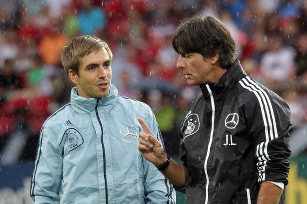 Bundestrainer Joachim Löw mit Kapitän Philipp Lahm - Öffentliches Training der Deutschen Nationalmannschaft, Coface Arena Mainz