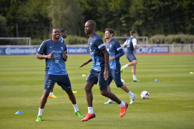 Eric Abidal - Steve Mandanda FOOTBALL : Training France - 12 08 2013 AnthonyBIBARD FEP Panoramic 
