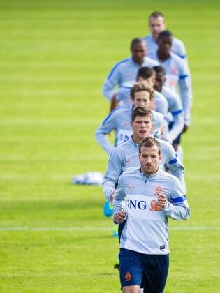 (L-R) Klaas Jan Huntelaar of Holland, Rafael van der Vaart of Holland during the training session of the Netherlands on August 12, 2013 at Sportpark Nieuw Zuid in Katwijk aan Zee, The Netherlands. Training session Netherlands Friendly 2013 2014 xVIxLaurensxLindhoutxIVx 1721669