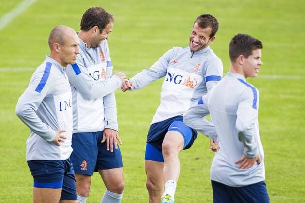 (L-R) Arjen Robben of Holland, Joris Mathijsen of Holland, Rafael van der Vaart of Holland during the training session of the Netherlands on August 12, 2013 at Sportpark Nieuw Zuid in Katwijk aan Zee, The Netherlands. Training session Netherlands Friendly 2013 2014 xVIxLaurensxLindhoutxIVx 1721678