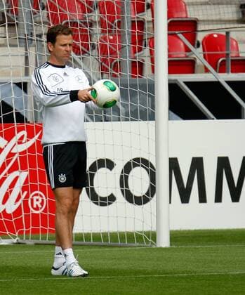 13.08.2013, xsvx, Fussball Deutsche Fussball Nationalmannschaft Training, v.l. Manager Oliver Bierhoff (Deutsche Fussball Nationalmannschaft DFB) Freisteller