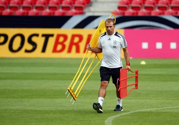 13.08.2013, xsvx, Fussball Deutsche Fussball Nationalmannschaft Training, v.l. Trainer Hans-Dieter HANSI Flick (Deutsche Fussball Nationalmannschaft DFB) Freisteller