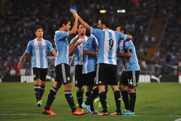 Gonzalo Higuain (R), Erik Lamela - Fussball - Freundschaftsspiel - Italien vs. Argentinien - in Rom, Italien - andreaxstaccioli