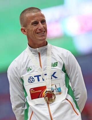 ITAR-TASS: MOSCOW, RUSSIA. AUGUST 15, 2013. Gold medal winner, Ireland s Robert Heffernan during the medal ceremony for the men s 50km walk at Luzhniki on Day 6 of the 14th IAAF World Championships in Athletics.  premiumd RE125738