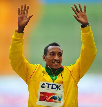 MOSCOW, Aug. 15, 2013 - Gold medallist Mohammed Aman of Ethopia poses during the victory ceremony for the men s 800 metres at the IAAF World Athletics Championships at the Luzhniki stadium in Moscow Aug. 15, 2013. Mohammed Aman claimed the title with 1:43.31. (Xinhua Dai Tianfang) (SP)RUSSIA-MOSCOW-ATHLETICS-IAAF WORLD CHAMPIONSHIPS 