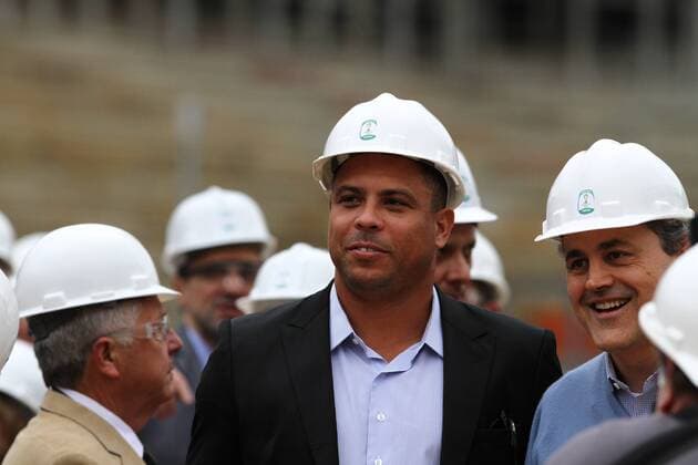 PR - OBRAS ARENA DA BAIXADA VISITA FIFA - GERAL - Ronaldo Besichtigung der Arena da Baixada, Curitiba(PR), (19). x(37)xGeraldoxBubniakx xFotoarenax  (18617)