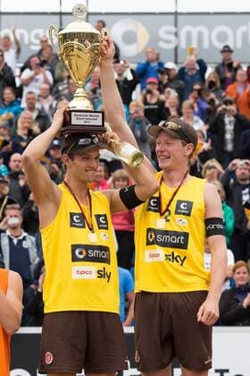 Deutsche Meisterschaft Beachvolleyball, Siegerehrung 01.09.13, Timmendorfer Strand 1. Platz Gold Gold Deutscher Meister: Mischa Urbatzka Markus Böckermann Boeckermann (FC St. Pauli)