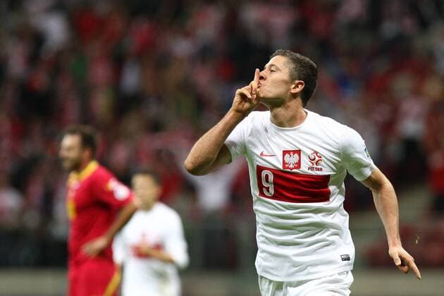 Warszawa, 06.09.2013 - FIFA World Cup Quali 2013 - Poland vs Montenegro - (POLAND) ROBERT LEWANDOWSKI -  20130906CSMT8121