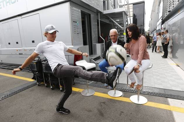 Motorsports: FIA Formula One World Championship 2013, Grand Prix of Italy, 9 Nico Rosberg (GER, Mercedes AMG Petronas F1 Team), Franz Beckenbauer (GER) xHOCHxZWEIx
