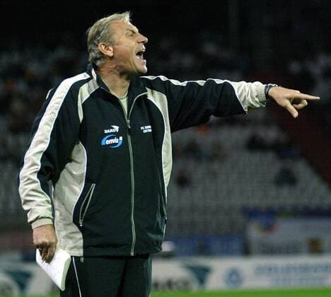 2. Fußball-Bundesliga, Karlsruher SC vs Energie Cottbus - 03.10.2003 - Karlsruhe v. l. Eduard Geyer (Trainer FC Energie Cottbus) -