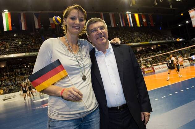 Volleyball, Europameisterschaft 2013, Halbfinale, Deutschland vs. Belgien 13.09.13, Max Schmeling Halle, Berlin Angelina Grün Gruen, Dr. Thomas Bach (Präsident Präsident Internationales Olympisches Kommittee IOC)