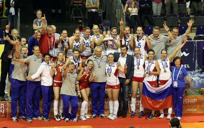 14.09.2013, Max Schmeling Halle, Berlin, GER, Berlin, CEV Volleyball European Championship Women-Final, Germany vs. Russia, im Bild Siegerin , Russisches Team