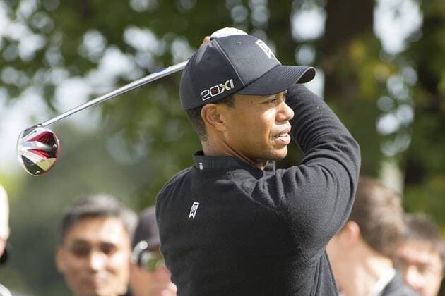 Sept. 16, 2013 - Lake Forest, IL, United States of America - Sept. 16, 2013: Lake Forest, Illinois, U.S. - Tiger Woods tees off on the 10th hole during the fourth round of the BMW Championship, FedEx Cup playoffs held at the Conway Farms Golf Club in Lake Forest, Illinois. PGA Golf Herren 2013: BMW Championship SEP 16 - ZUMAc04