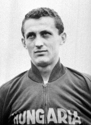 Florian Albert, centre-forward for the Hungary National Soccer Team 10th May 1962 , Fußball, Tor, Spieler, Fußballspieler, Fußballspiel, Spiel  UnitedArchives00431791