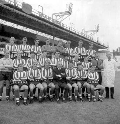 Southampton Football Club 1968 1969 Back Row Left to Right: James Gabriel, David Paton, David Walker, Gerry Gurr, Eric Martin, Kenneth Jones, Joe Kirkup and M.Judd. Centre Row Left to Right: G.Horsfall (trainer), Frank Saul, B.McCarthy, Michael Channon, J.McGrath, Hugh Fisher, James Melia, T.Byrne, J.Mortimore (assistant manager) and James Gallagher (trainer). In Front Left to Right: Denis Hollywood, David Thompson, Ron Davies, Ted Bates (manager), Terry Paine, F.Kemp and John Sydenham. 2nd August 1968. UnitedArchives00545250